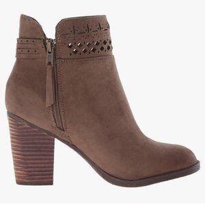 Not Rated Women's Brown Chamonix Ankle Bootie